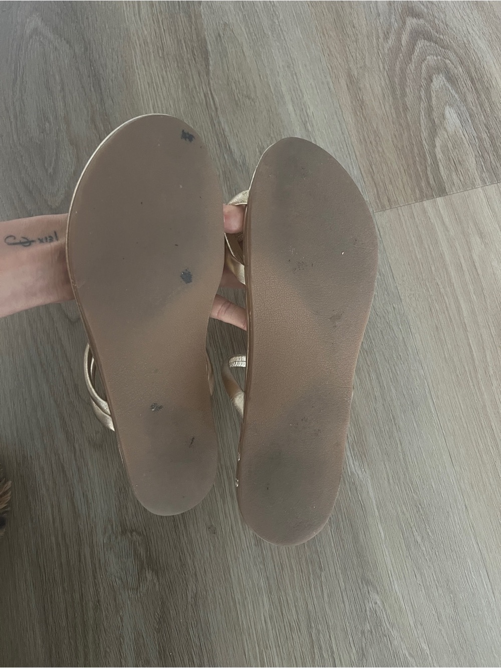 Beek Sunbird Metallic Gold Strappy Slide Sandals with added sole size 9 - Picture 5 of 7